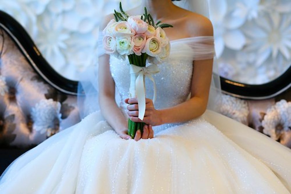 Why Buy A Pre-Loved Wedding Gown?
